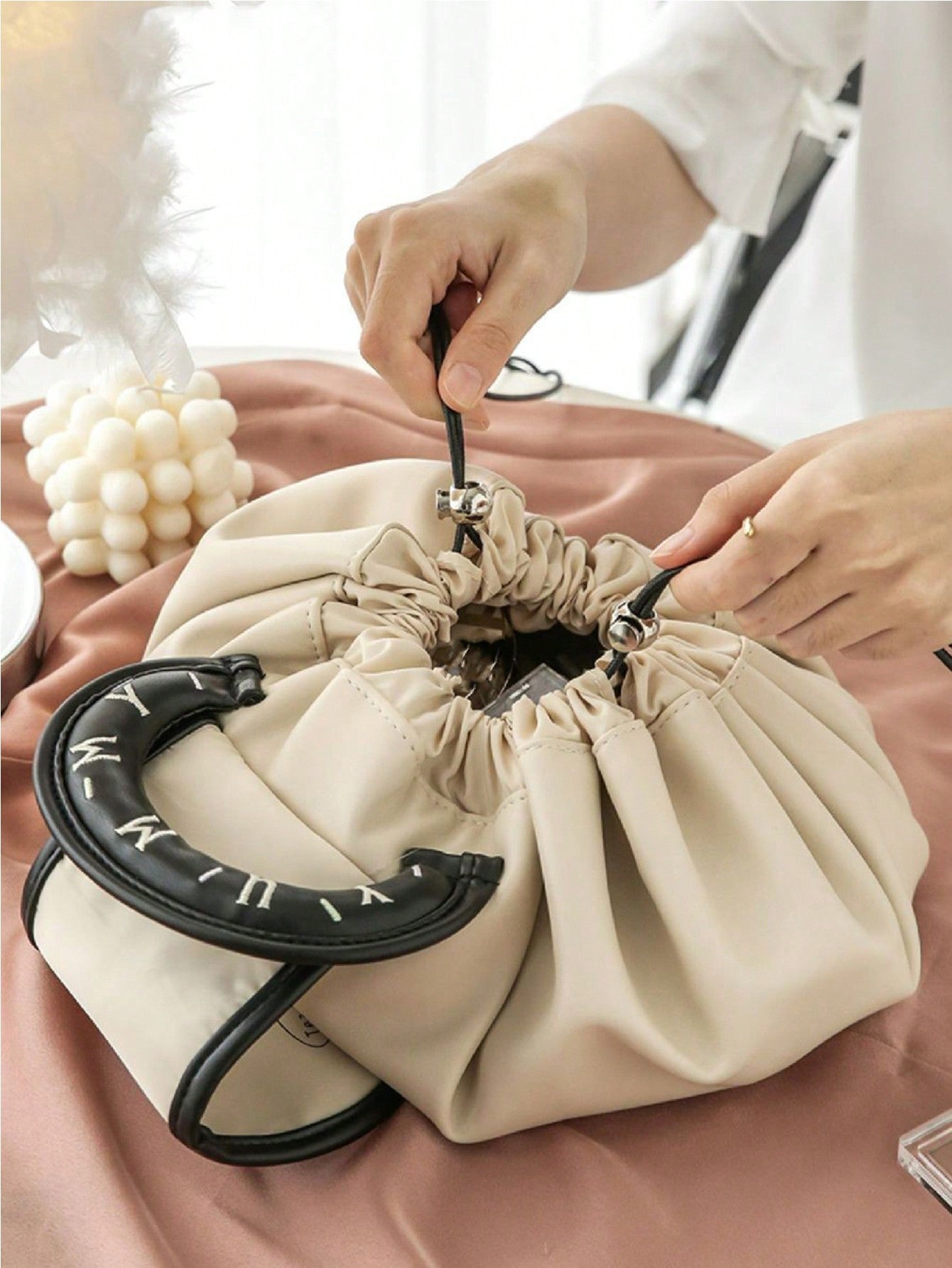 Portable Drawstring Cosmetic Bag