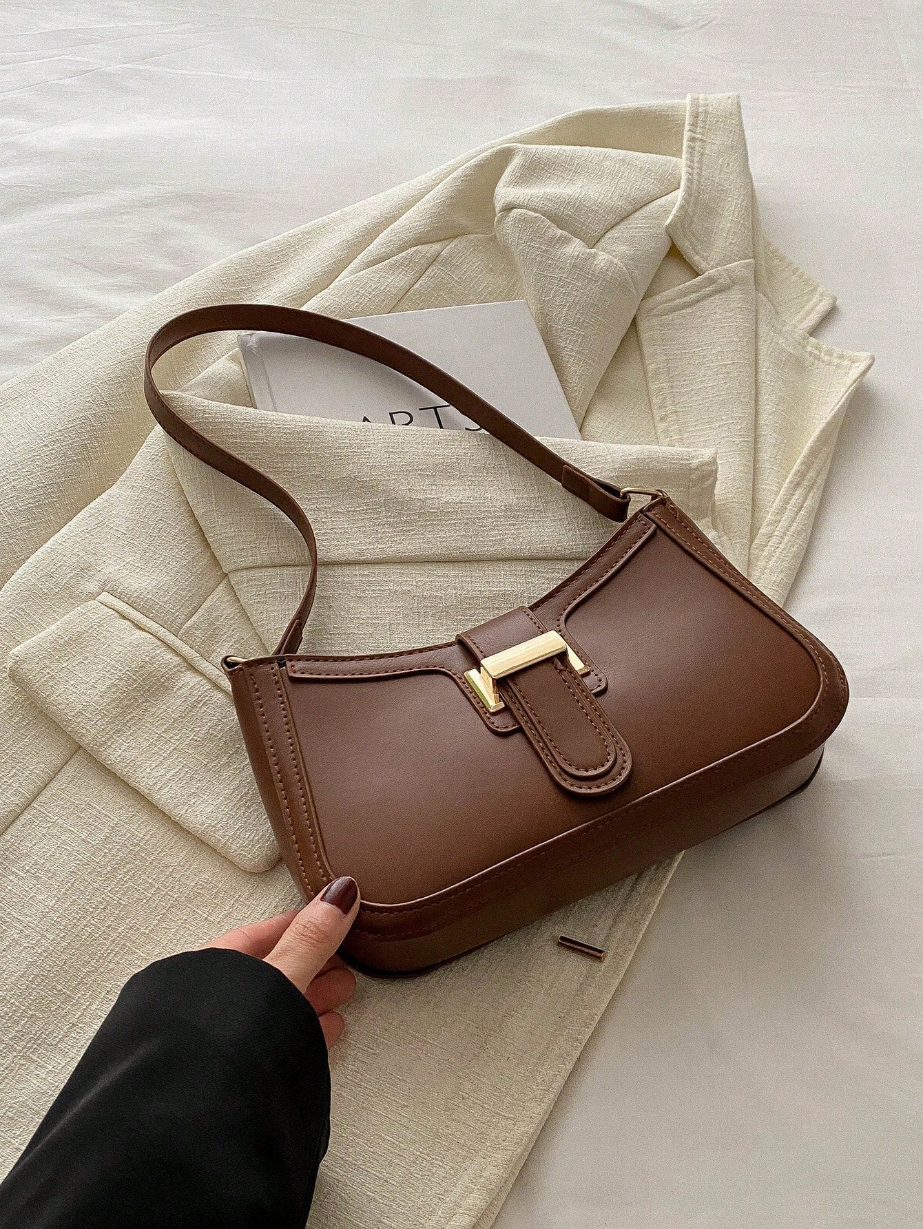 Women’s Elegant Crescent Shoulder Bag