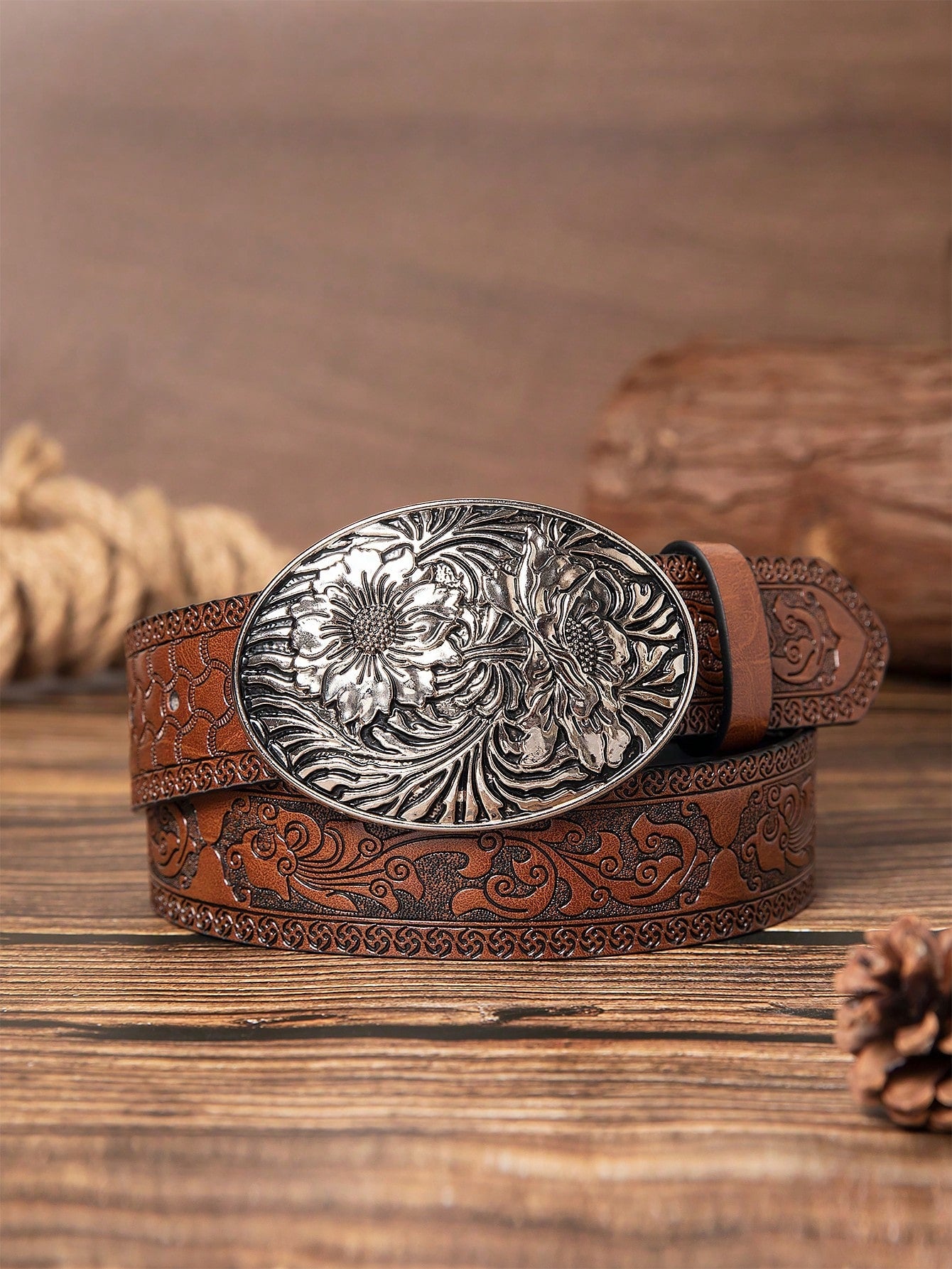 Retro Dragon Buckle Leather Belt