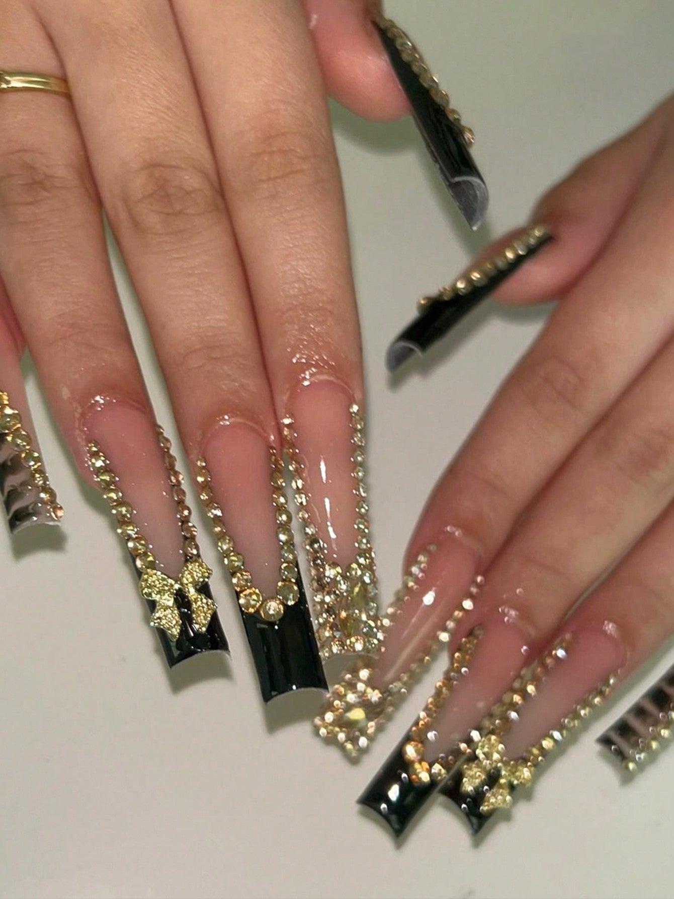 24pcs Luxury 3D Nail Stickers