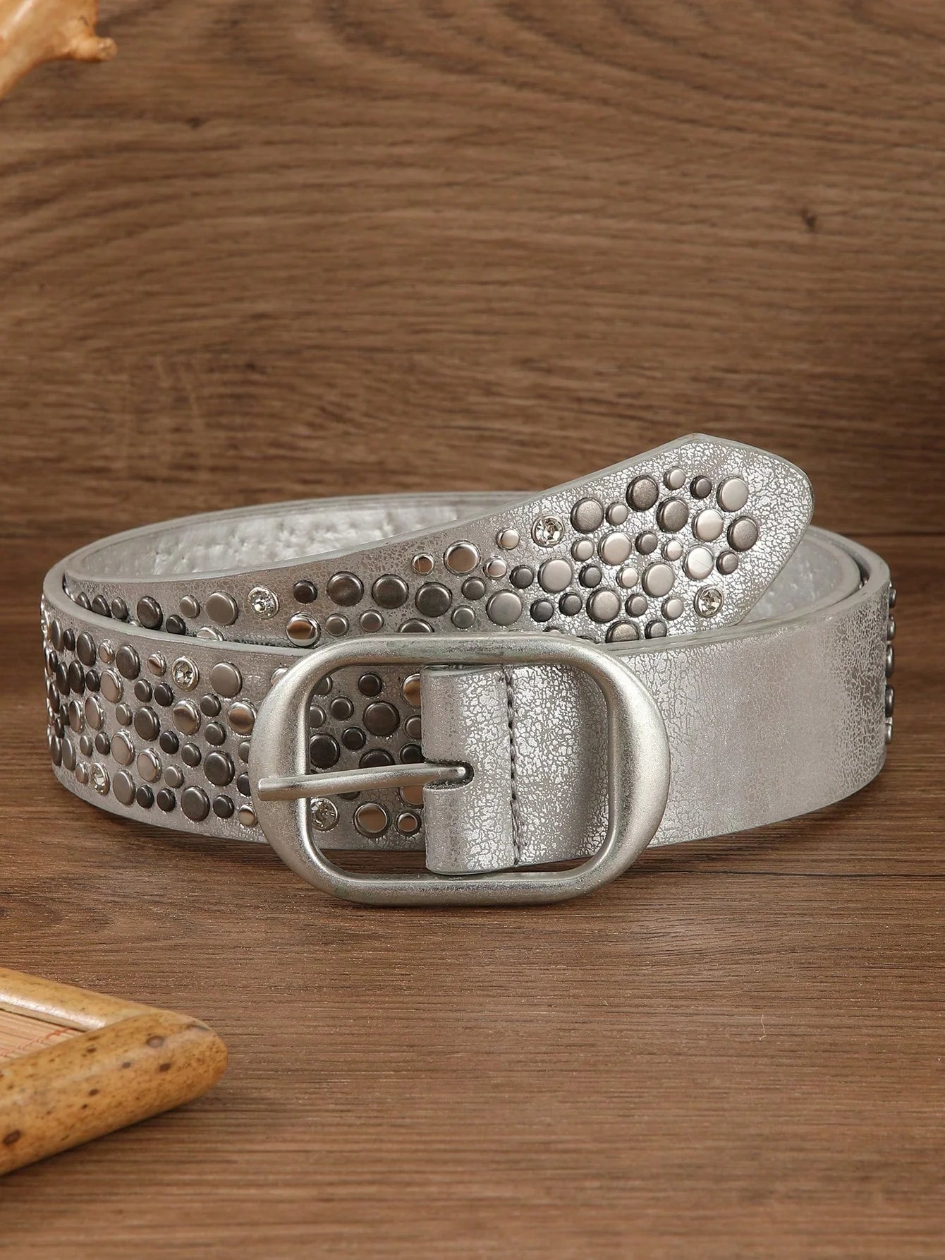 Women’s Punk Rivet Metal Belt
