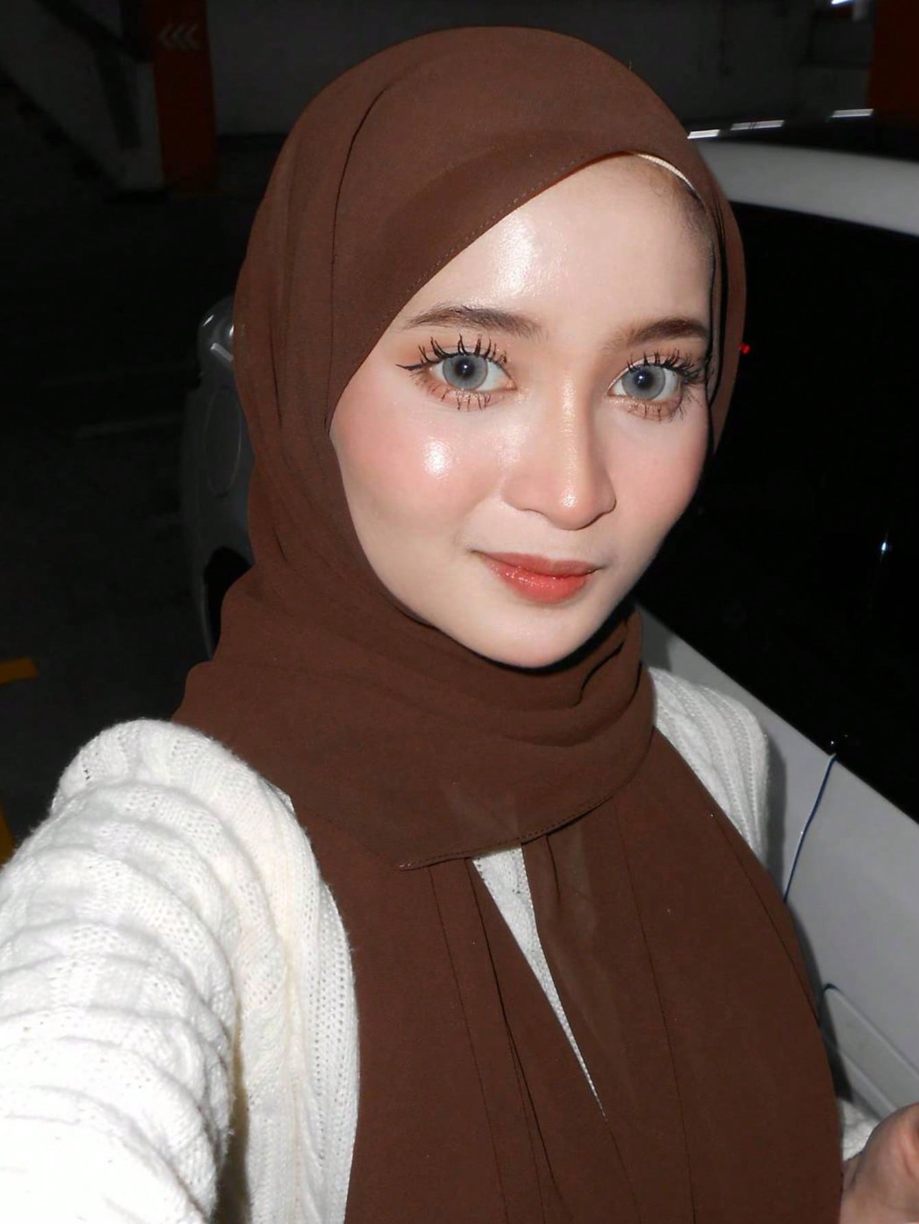 Chiffon Hijab With Faux Pearl