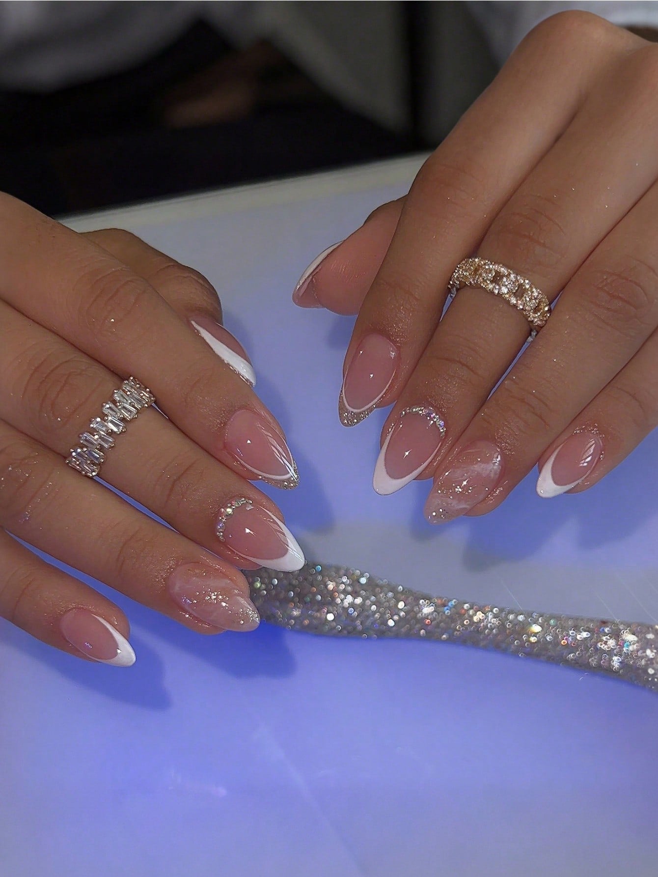 Women’s Romantic Pink Press-On Nails