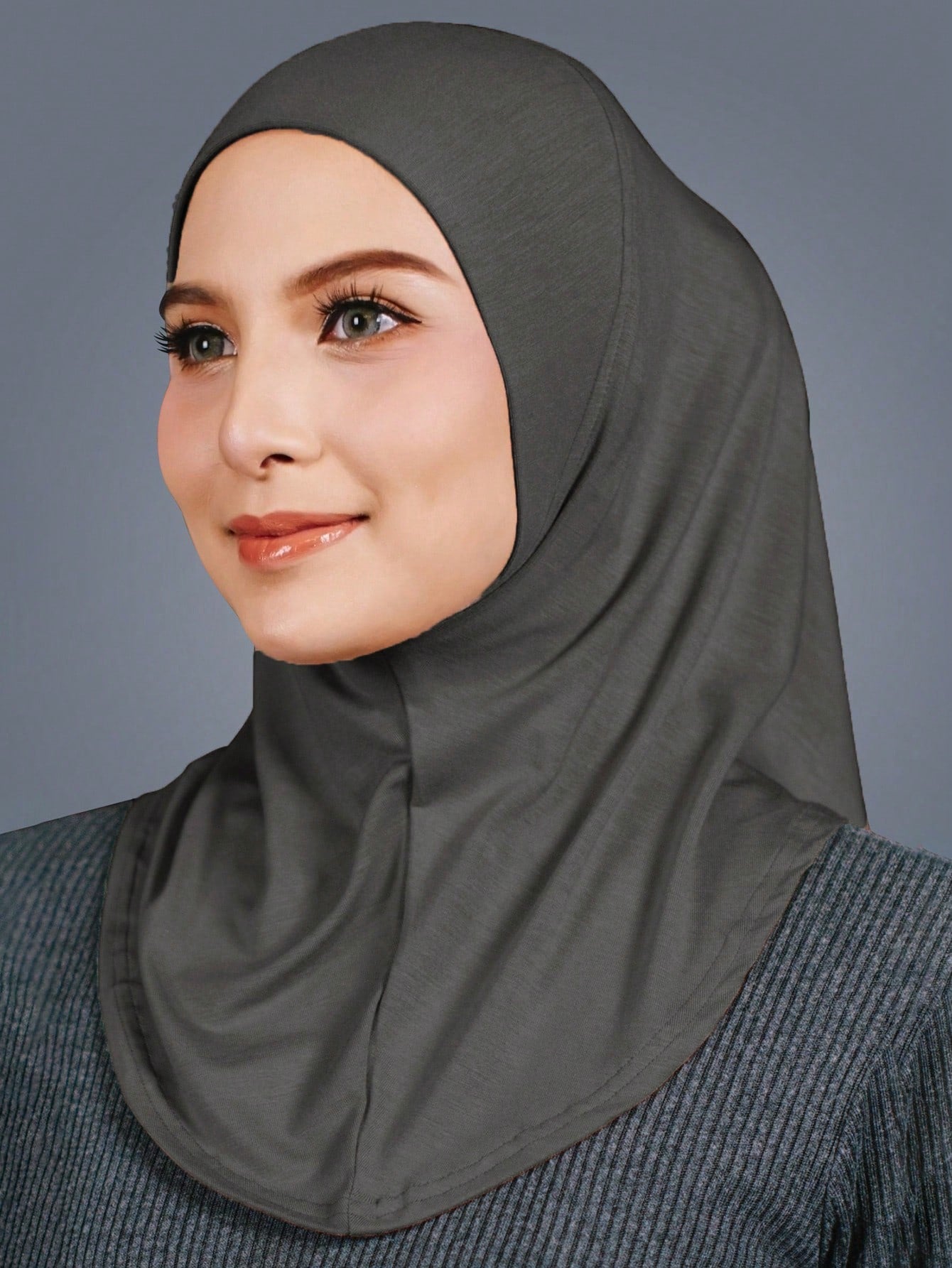 Elegant Pearl & Flower Hijab